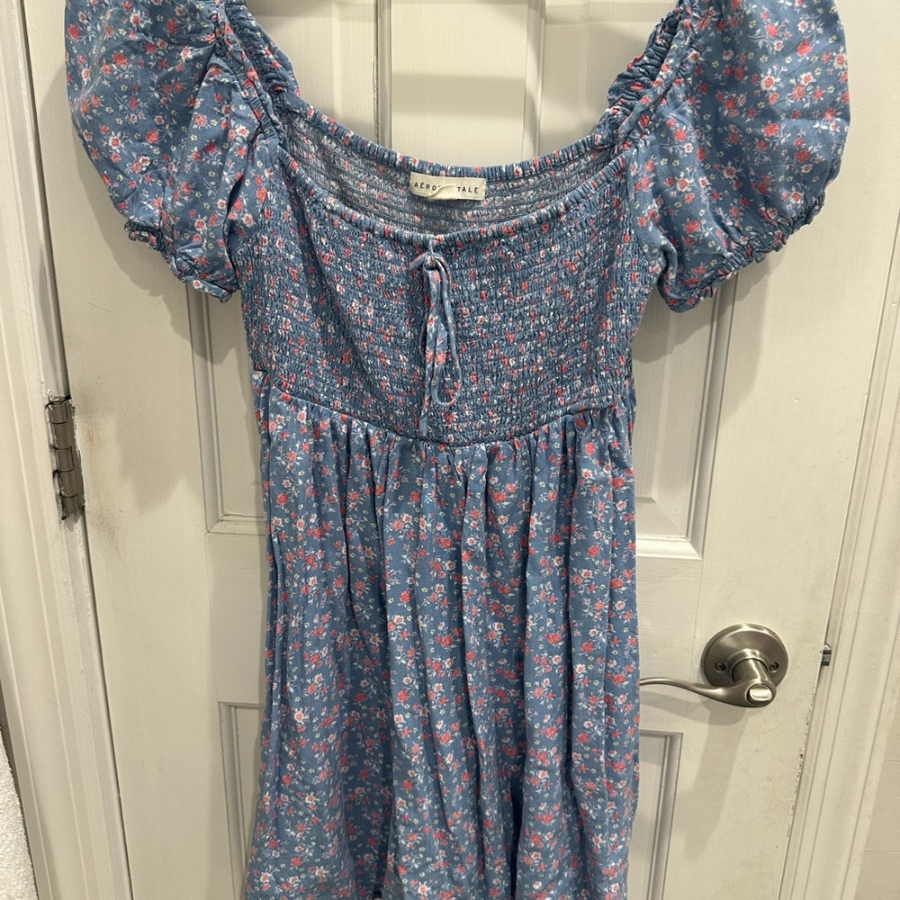 Aeropostale Blue Floral Puff Sleeve Smocked Dress